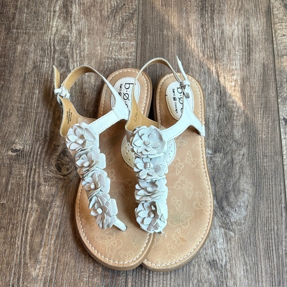 b.o.c. Shoes - b.o.c. Born Concept White Ramey Floral Women's Sandals Size 9